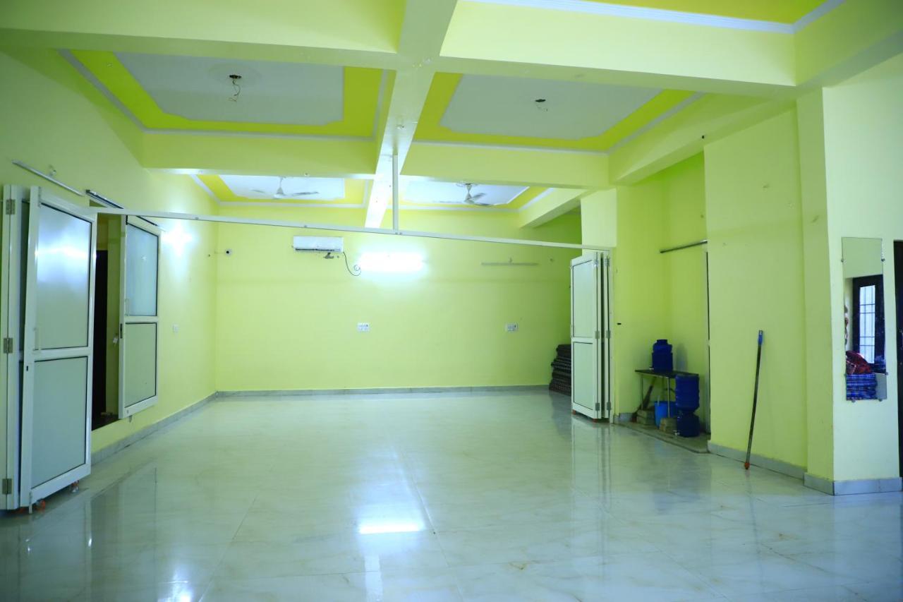 Shivraj Homestay Mathura Esterno foto